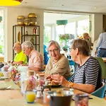 De Maasparel Nextdoor Maassuites Hotel 4*