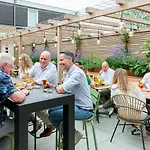 Hotel De Maasparel Nextdoor Maassuites 4*