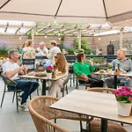 Hotel De Maasparel Nextdoor Maassuites Arcen