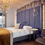 De Maasparel Nextdoor Maassuites Hotel