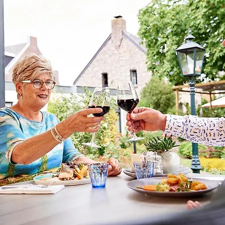 De Maasparel Nextdoor Maassuites 4* Arcen