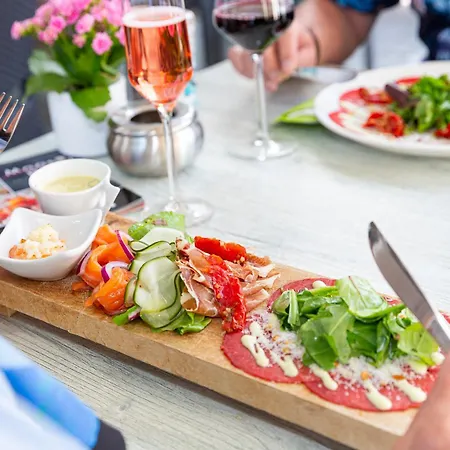 De Maasparel Nextdoor Maassuites