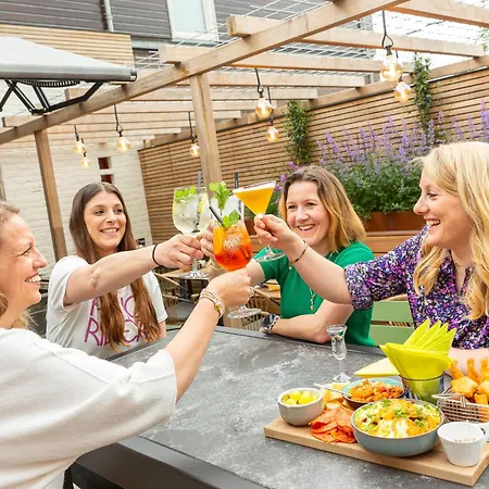 ホテル De Maasparel Nextdoor Maassuites 4*