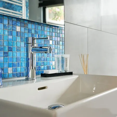 De Maasparel Nextdoor Maassuites מלון 4*