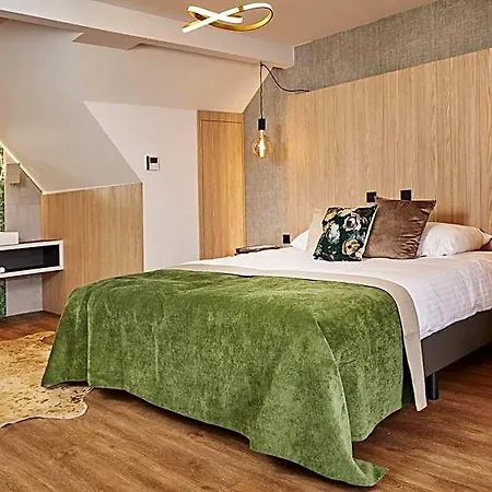 De Maasparel Nextdoor Maassuites Hotel Arcen