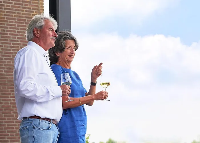 De Maasparel Nextdoor Hotel 4*