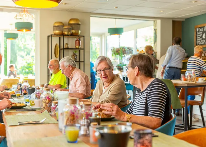 De Maasparel Nextdoor Hotel 4*