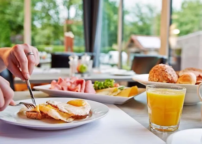 Hotel De Maasparel Nextdoor 4*