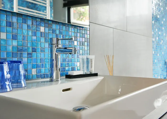 De Maasparel Nextdoor Hotel 4*