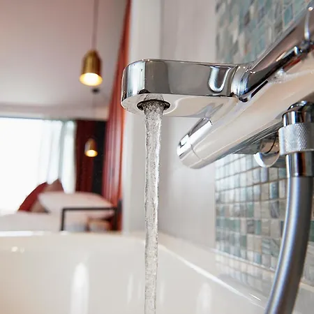 De Maasparel Nextdoor Maassuites 4* Arcen