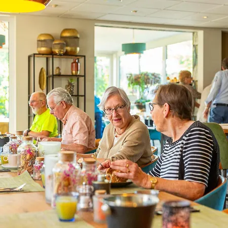 De Maasparel Nextdoor Maassuites Hotel 4*