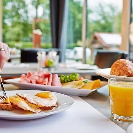 Hotell De Maasparel Nextdoor Maassuites 4*